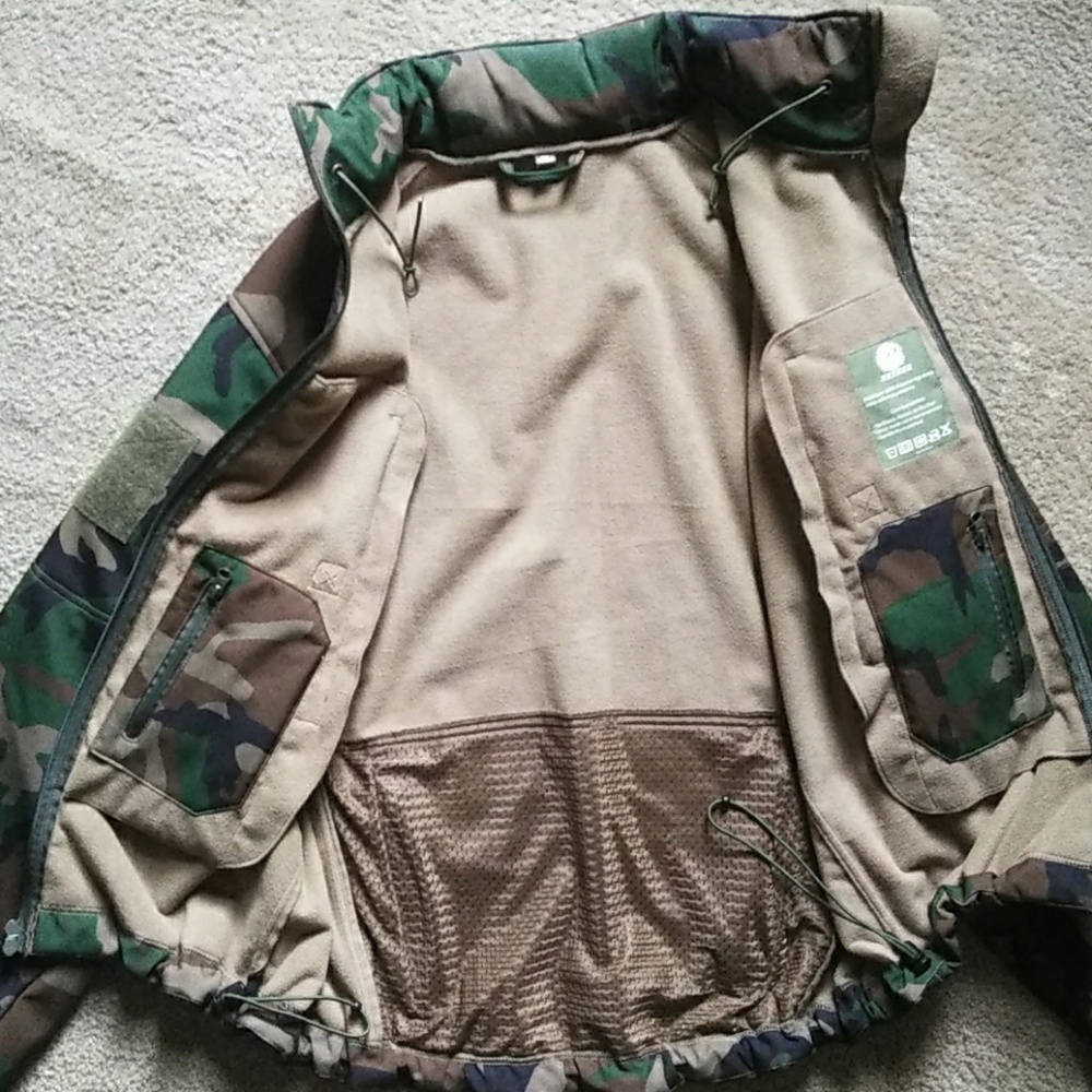 Camo jacket - Picture 2 of 3